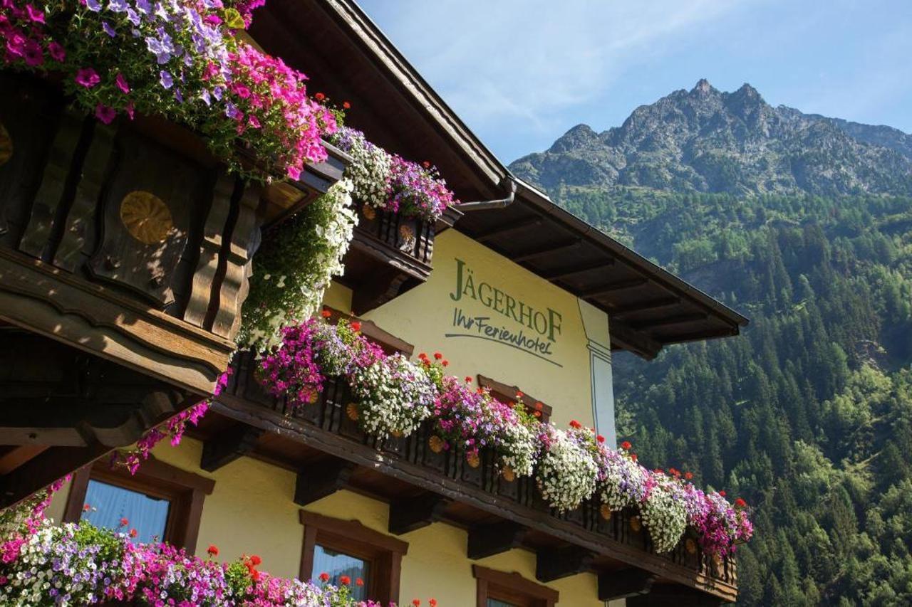 Hotel Jaegerhof Kaunertal Exterior foto